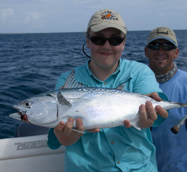 Auch kleinere Thunfische machen Spaß an der Fliegenrute